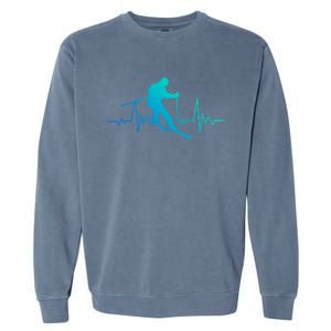 Skiing Heartbeat Downhill Ski Jumping Skiing Winter Sport Funny Gift Garment-Dyed Sweatshirt