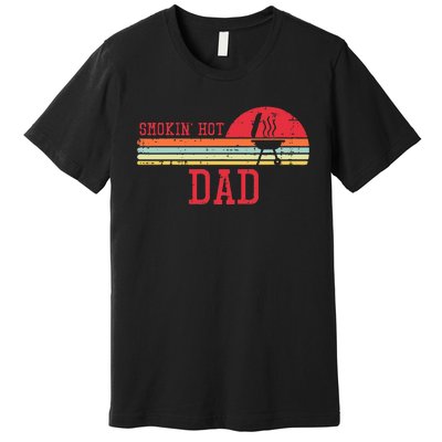 Smokin Hot Dad Chest Sunset Retro Grill Bbq Daddy Papa Premium T-Shirt