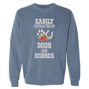 S Horse Dog Easily Distracted By Dogs And Horses V Neck Garment-Dyed Sweatshirt