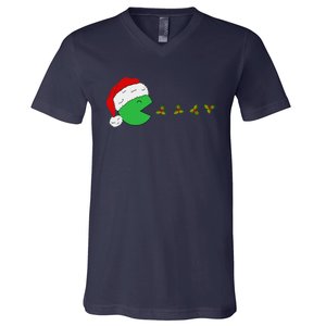 Santa Hat Eating Gifts Video Game Christmas Gamer V-Neck T-Shirt