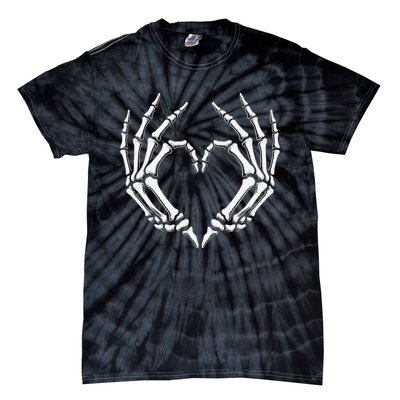 Skeleton Hands Heart Sign Retro Halloween Costume Women Girl Gift Tie-Dye T-Shirt