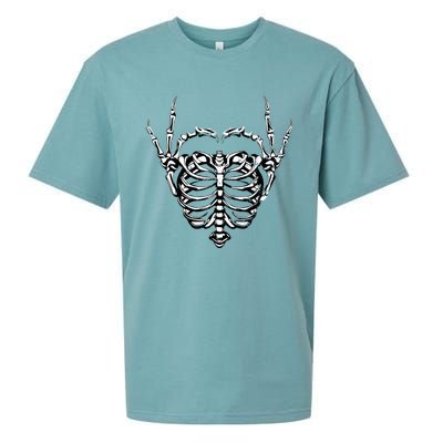 Skeleton Hands Love Heart Halloween Costume Sueded Cloud Jersey T-Shirt