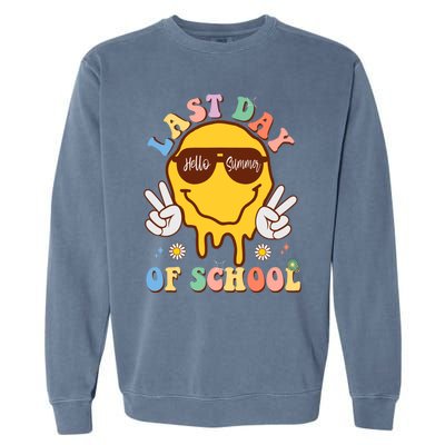 Sunglasses Happy Last Day Of School Graduate Hello Summer Cute Gift Garment-Dyed Sweatshirt