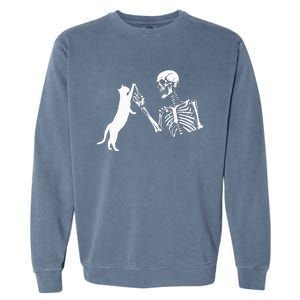 Skeleton Hand Playing Cat Funny Halloween Costume Skull Garment-Dyed Sweatshirt