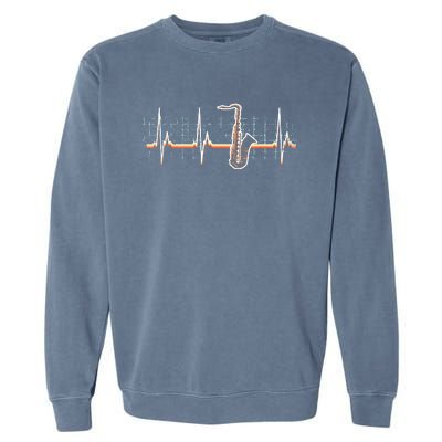 Saxophone Heartbeat Retro Vintage 80s Style Jazz Lover Garment-Dyed Sweatshirt