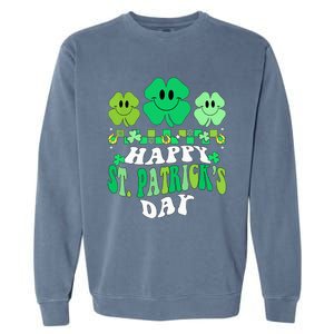 Shamrock Happy St Patricks Day Wo Irish Retro Groovy Garment-Dyed Sweatshirt