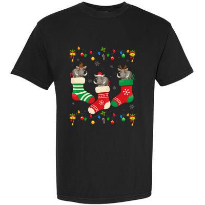 Santa Hat Xmas Light Funny Three Boar in Christmas Socks Garment-Dyed Heavyweight T-Shirt