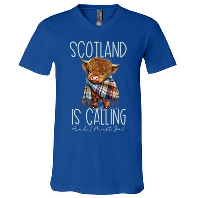 Scotland Is Calling And I Must Go! Highland Cow Gift V-Neck T-Shirt