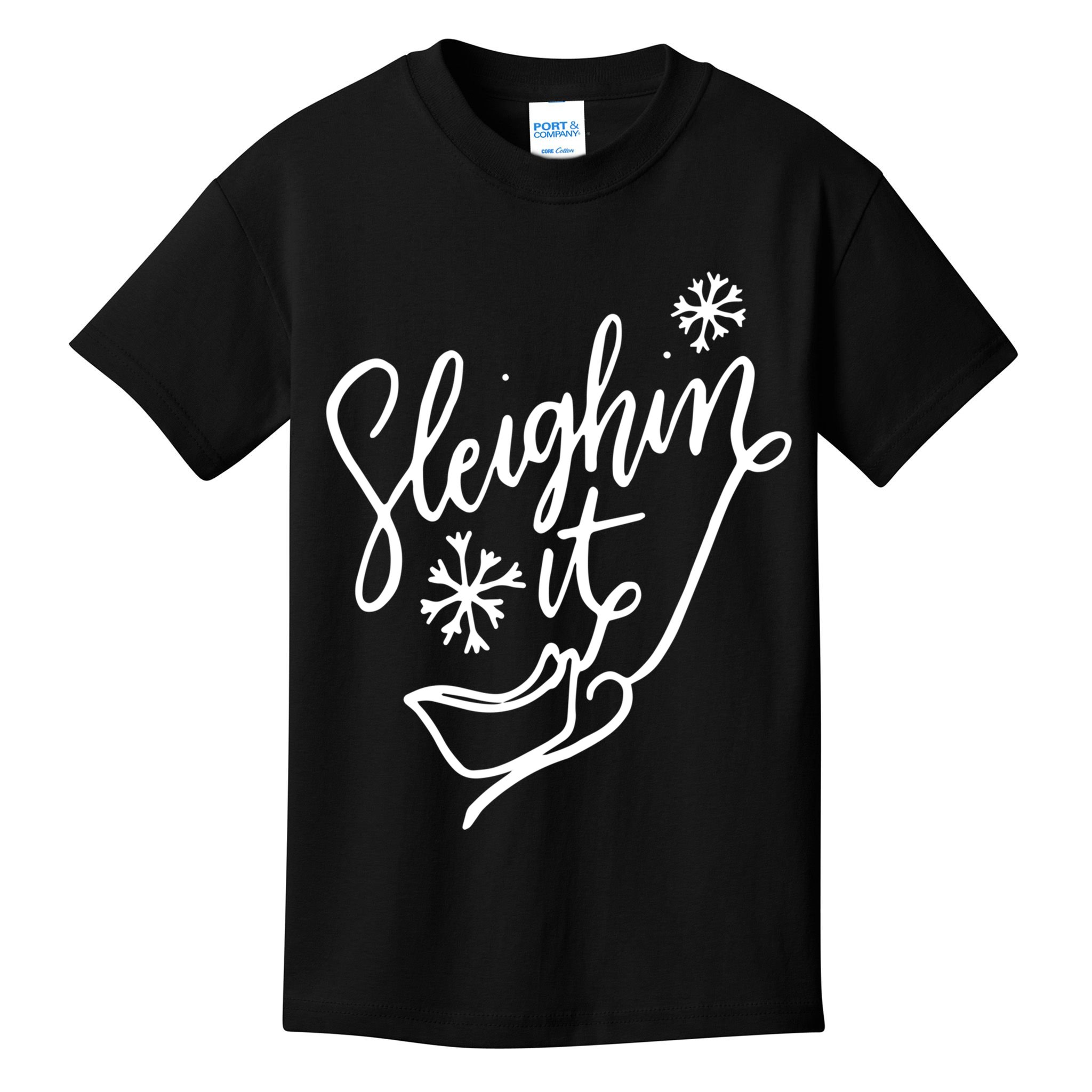 Sleighin It Funny Christmas Pun Sleighing Santa Sleigh Xmas Kids T-Shirt
