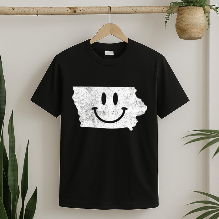 Smiling In Ia – Funny Iowa Happy Face T-Shirt