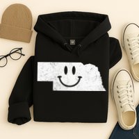 Smiling In NE – Funny Nebraska Happy Face Hoodie