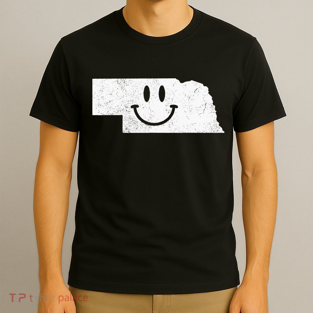 Smiling In NE – Funny Nebraska Happy Face T-Shirt