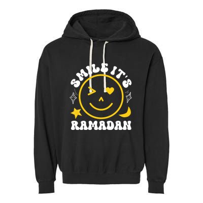 Smile Its Ramadan Present Muslim Eid Clothe Ramadan Mubarak Gift Garment-Dyed Fleece Hoodie