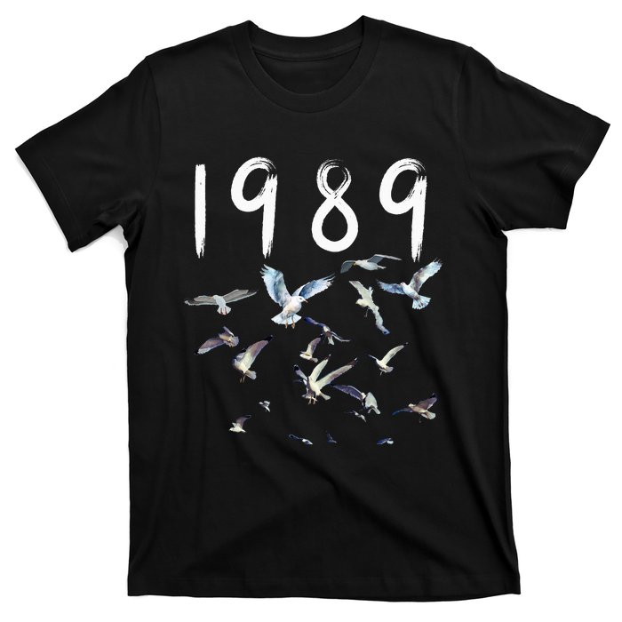 seagull in the sky 1989  T-Shirt