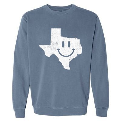 Smiling In TX – Funny Texas Happy Face Garment-Dyed Sweatshirt