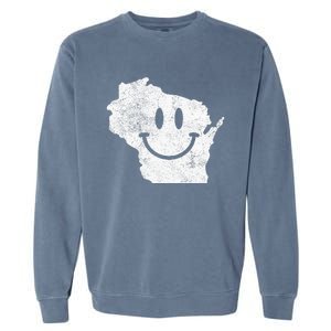 Smiling In Wi – Funny Wisconsin Happy Face Garment-Dyed Sweatshirt