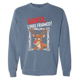 Santa I Was Framed Funny Reindeer Holiday Joke Lovers Xmas Garment-Dyed Sweatshirt