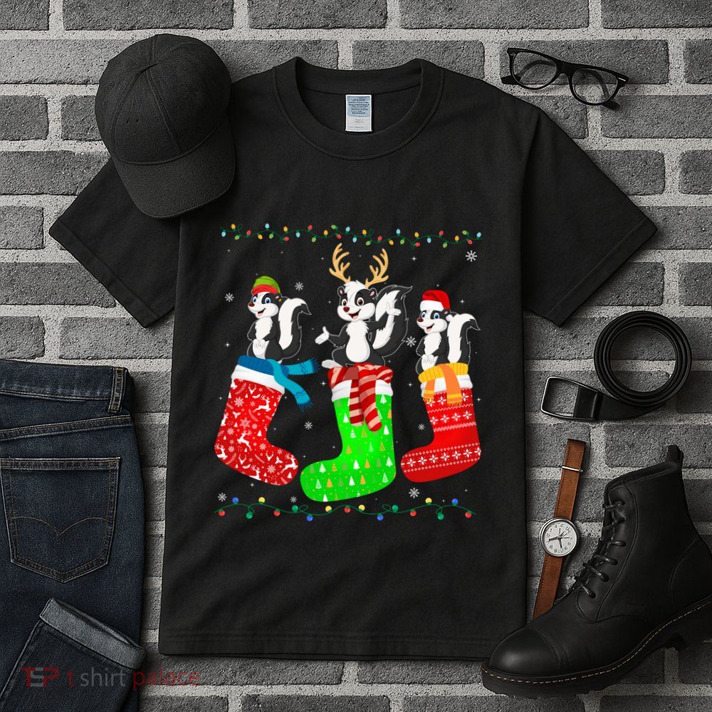 Skunk In Xmas Socks Funny Holiday Ugly Sweater Christmas Long Sleeve Tall T-Shirt