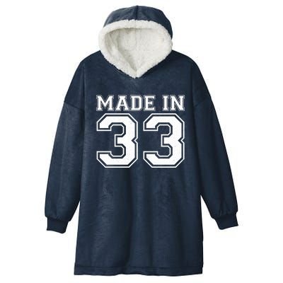 Sporty Jersey Style Made In 1933 90th Birthday Hooded Wearable Blanket