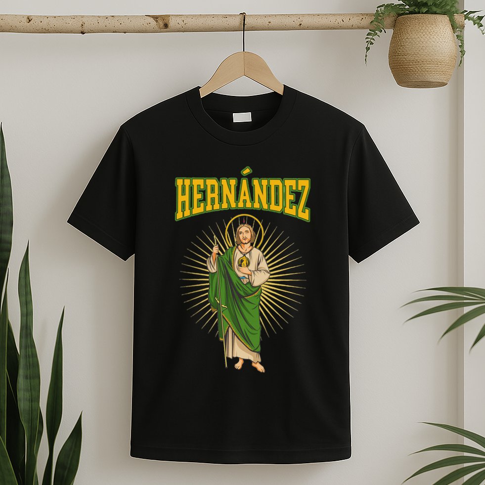San Judas Tadeo Con Apellido HernáNdez T-Shirt