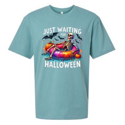 Skeleton Just Waiting For Halloween Sueded Cloud Jersey T-Shirt