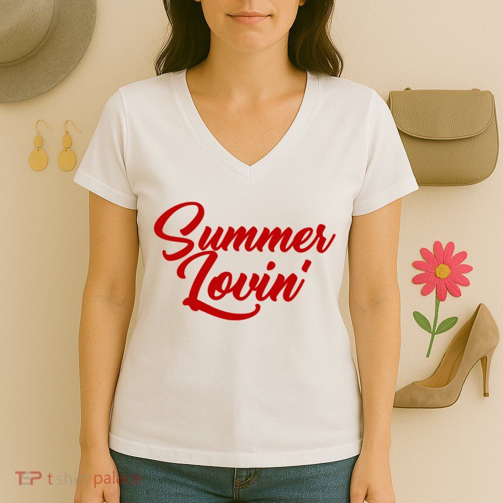 Summer Lovin Cute Women's V-Neck T-Shirt