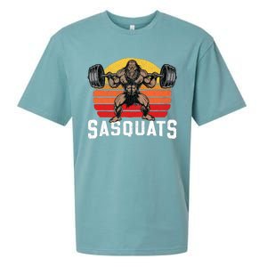 Sasquats Leg Day Weightlifting Bigfoot Squat Distressed 80s Sueded Cloud Jersey T-Shirt