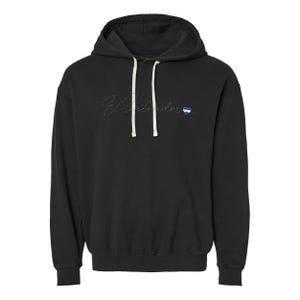 Simple Love El Salvadorian Flag Heart On El Salvador Garment-Dyed Fleece Hoodie