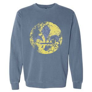 St Louis Flag Missouri Travel Home Love Family Faded Garment-Dyed Sweatshirt