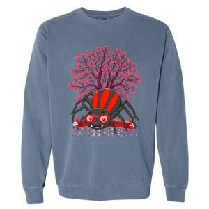 Spider Lover Heart Tree Love Spider Valentine's Day Cute Gift Garment-Dyed Sweatshirt