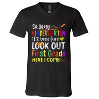 So Long Kindergarten Here I Come 1 Grade Graduation Fun V-Neck T-Shirt