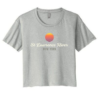 St Lawrence River NEW YORK Bass Fishing Fishin Pro Women's Crop Top Tee