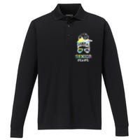 Senior Mom 2025 Class Of 2025 Mother Of Senior 2025 Mama Performance Long Sleeve Polo