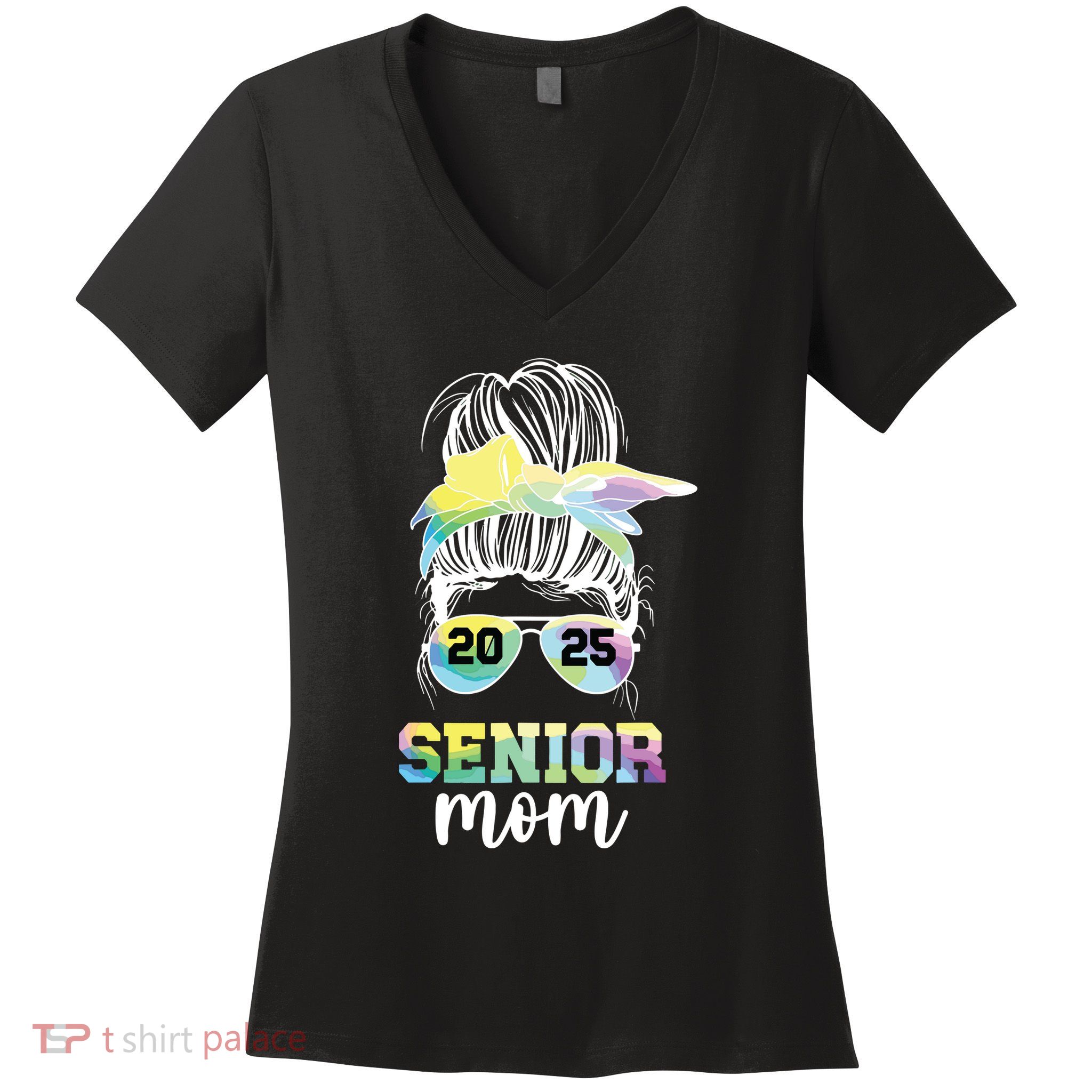 Senior Mom 2025 Class Of 2025 Mother Of Senior 2025 Mama Women's V-Neck T-Shirt