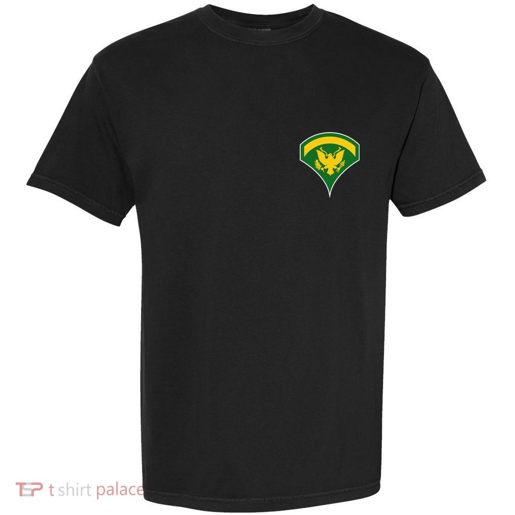 Specialist Military Badge Garment-Dyed Heavyweight T-Shirt