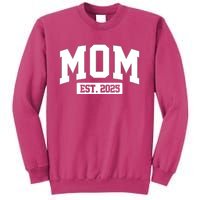 Sporty Mom Est 2025 New Mother Celebrate Mothers Day Sweatshirt