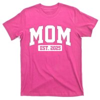 Sporty Mom Est 2025 New Mother Celebrate Mothers Day T-Shirt