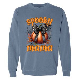 Spooky Mama Halloween Mom Party Costume Gift Garment-Dyed Sweatshirt