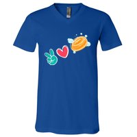 Soap Making Love I Soap Maker Lye Hygiene Gift V-Neck T-Shirt