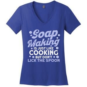 Soap Making Lovers Don't Lick The Spoon Soap Maker Great Gift Women's V-Neck T-Shirt