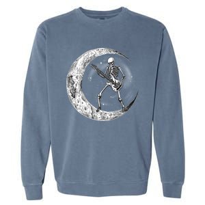 Skeleton Moon Rock And Roll Musician Guitar Lover Halloween Great Gift Garment-Dyed Sweatshirt