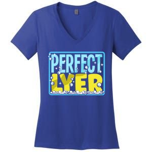 Soap Making Soap Maker Perfect Lyer Pun Gift Women's V-Neck T-Shirt