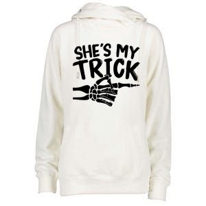 Shes My Trick Hes My Treat Skeleton Hand Halloween Couples Gift Womens Funnel Neck Pullover Hood