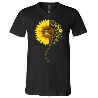 Sunflower National Guard Mom National Guard Graduation Mom V-Neck T-Shirt