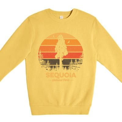 Sequoia National Park Gift Retro Vintage Souvenir Gift Premium Crewneck Sweatshirt