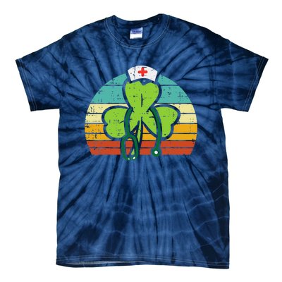 Shamrock Nurse Stethoscope Retro St Patricks Day Nurses RN Tie-Dye T-Shirt