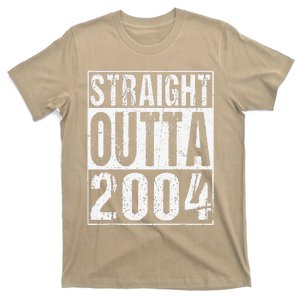 Straight Outta 2004 19th Bithday GIft 19 Years Old Birthday T-Shirt