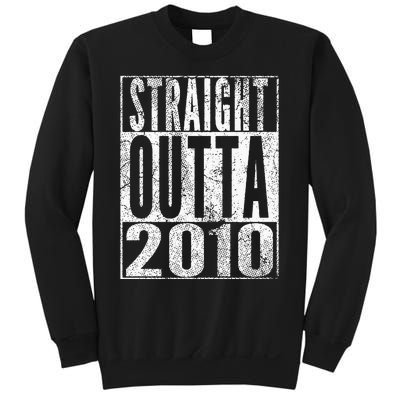 Straight Outta 2010 13th Birthday Gift 13 Years Old Kids Sweatshirt