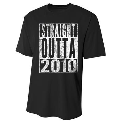 Straight Outta 2010 13th Birthday Gift 13 Years Old Kids Performance Sprint T-Shirt