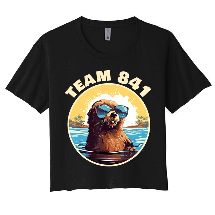 Surfing Otter 841 Otter My Way California Sea Otter Women's Crop Top Tee